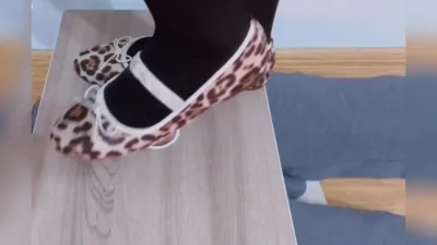 朵朵大人模拟剧情惩罚贱狗鸡吧