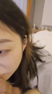 女神级别的少妇口交，颜值真的顶